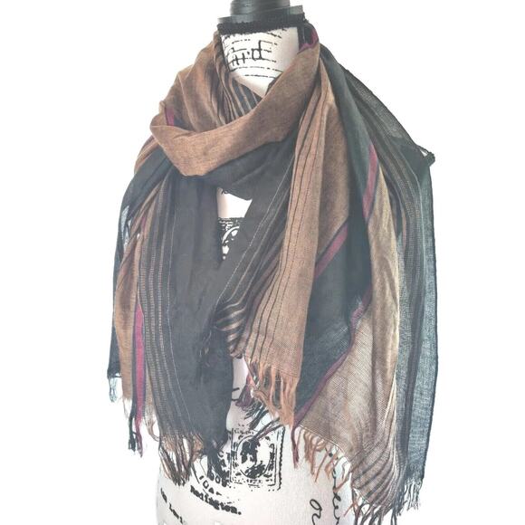 Metallic Silky Scarf/Wrap Measures Width 23.5 Inches X Length 72 Inches Fringes - Picture 3 of 3